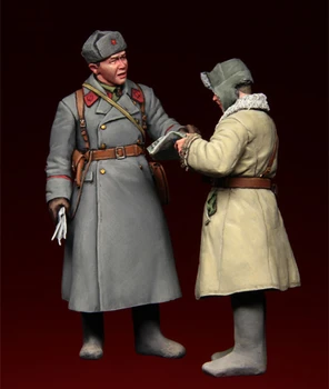 Набор моделей фигурок из смолы 1/35 130 русских офицеров Две фигурки в разобранном виде неокрашенный верх